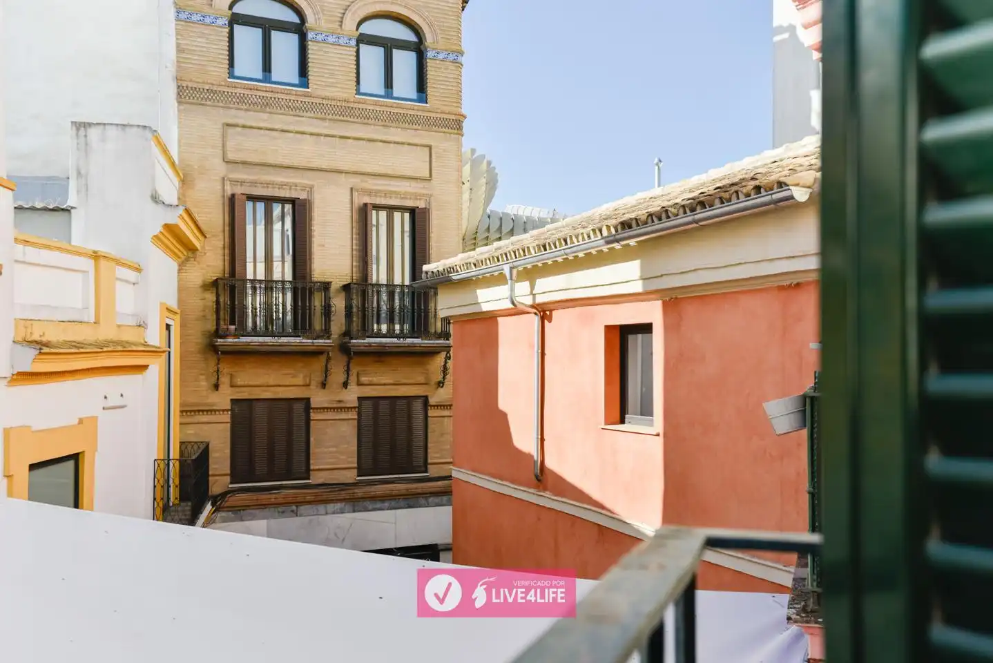 Terrassa de Estudi de lloguer en Sevilla amb Aire condicionat i Moblat