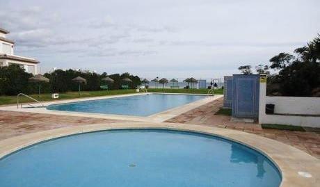 Foto 2 de Pis de lloguer a Urbanizacion Bahia de Estepona, Guadalobón, Málaga