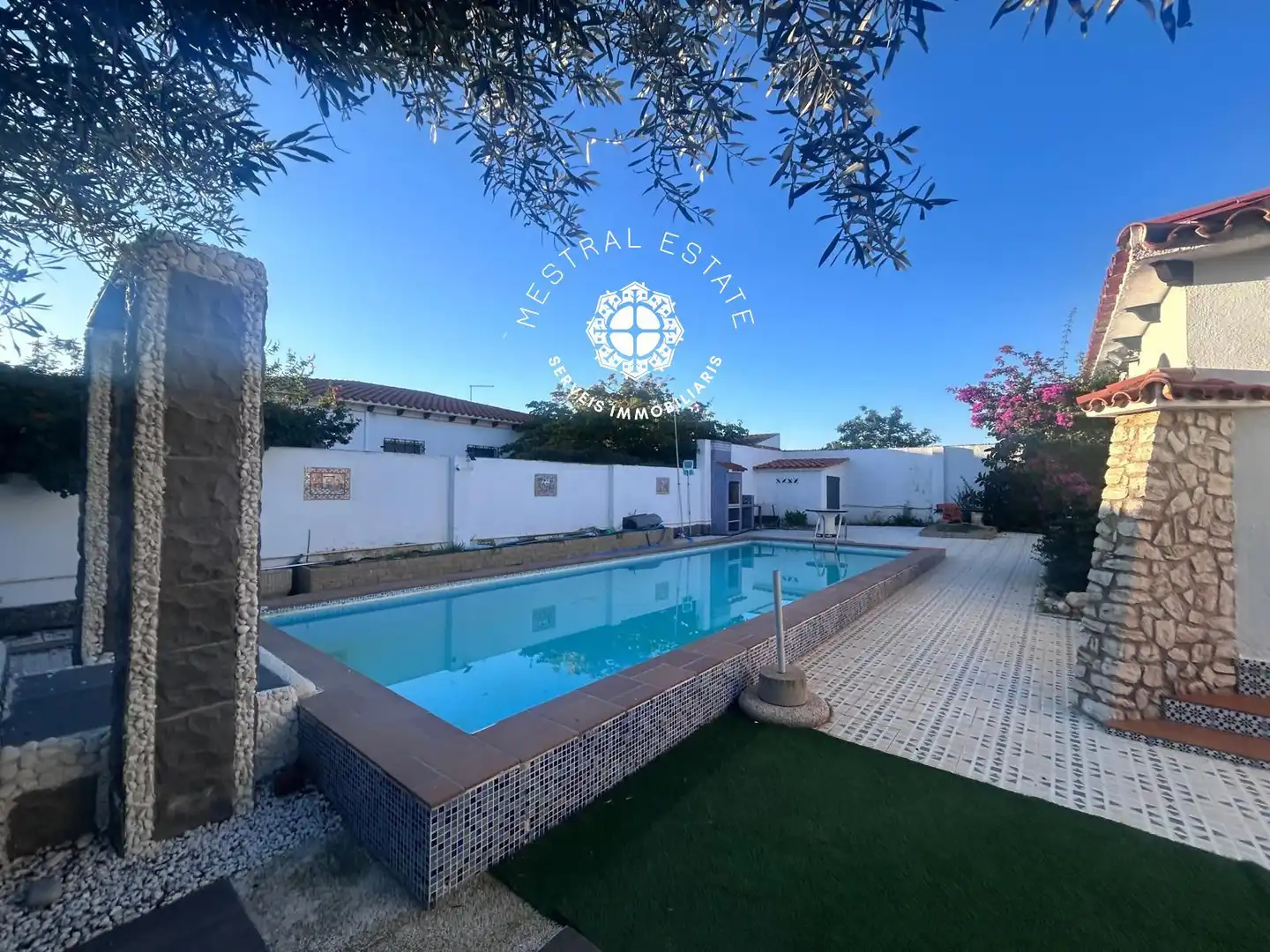Piscina de Casa o xalet en venda en Mont-roig del Camp amb Aire condicionat, Calefacció i Terrassa