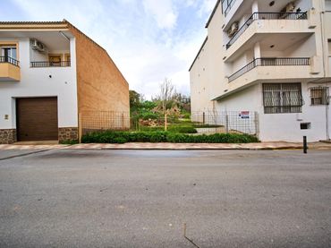 Terrenys i solars en venda a Calle Cabreras