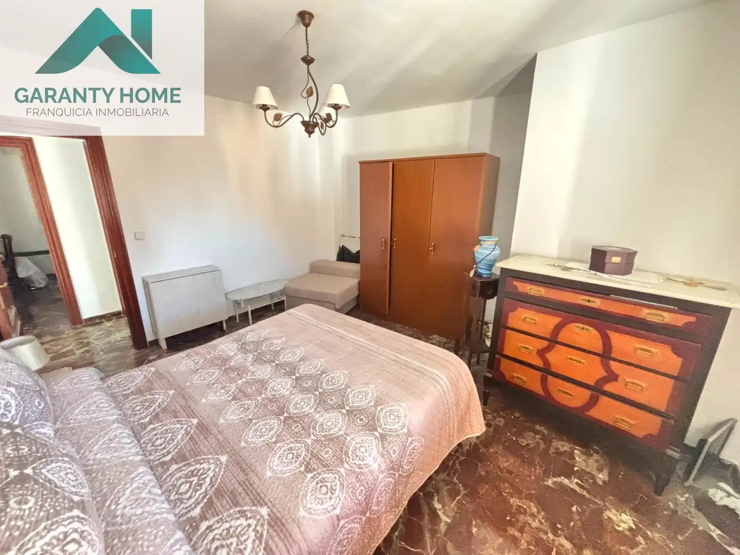 Habitación de Piso en venta en Torredonjimeno con Amueblado y Balcón