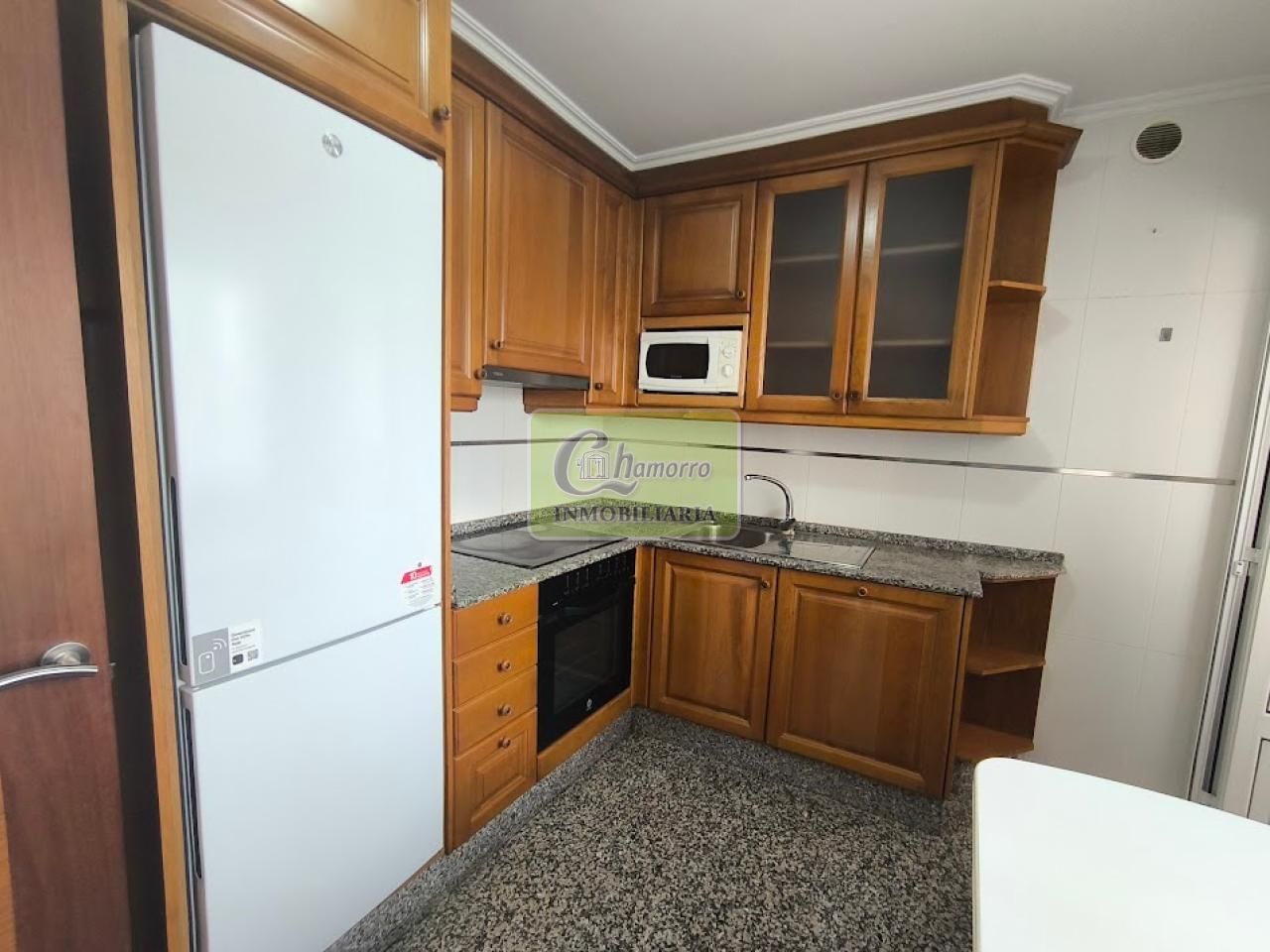 Cocina de Piso de alquiler en Ferrol con Calefacción y Amueblado