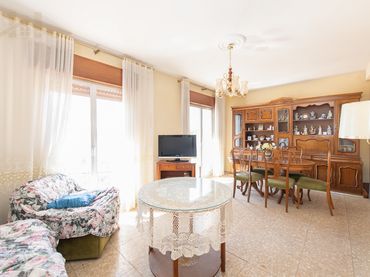 Maison mitoyenne avec balcon à vendre à Méntrida
