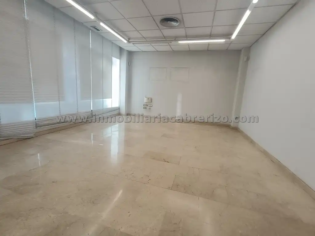 Business premises for sale in Calle Duques de Nájera, imagen 12