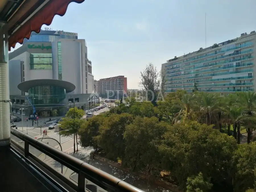 Vista exterior de Pis de lloguer en Valencia amb Aire condicionat, Calefacció i Terrassa