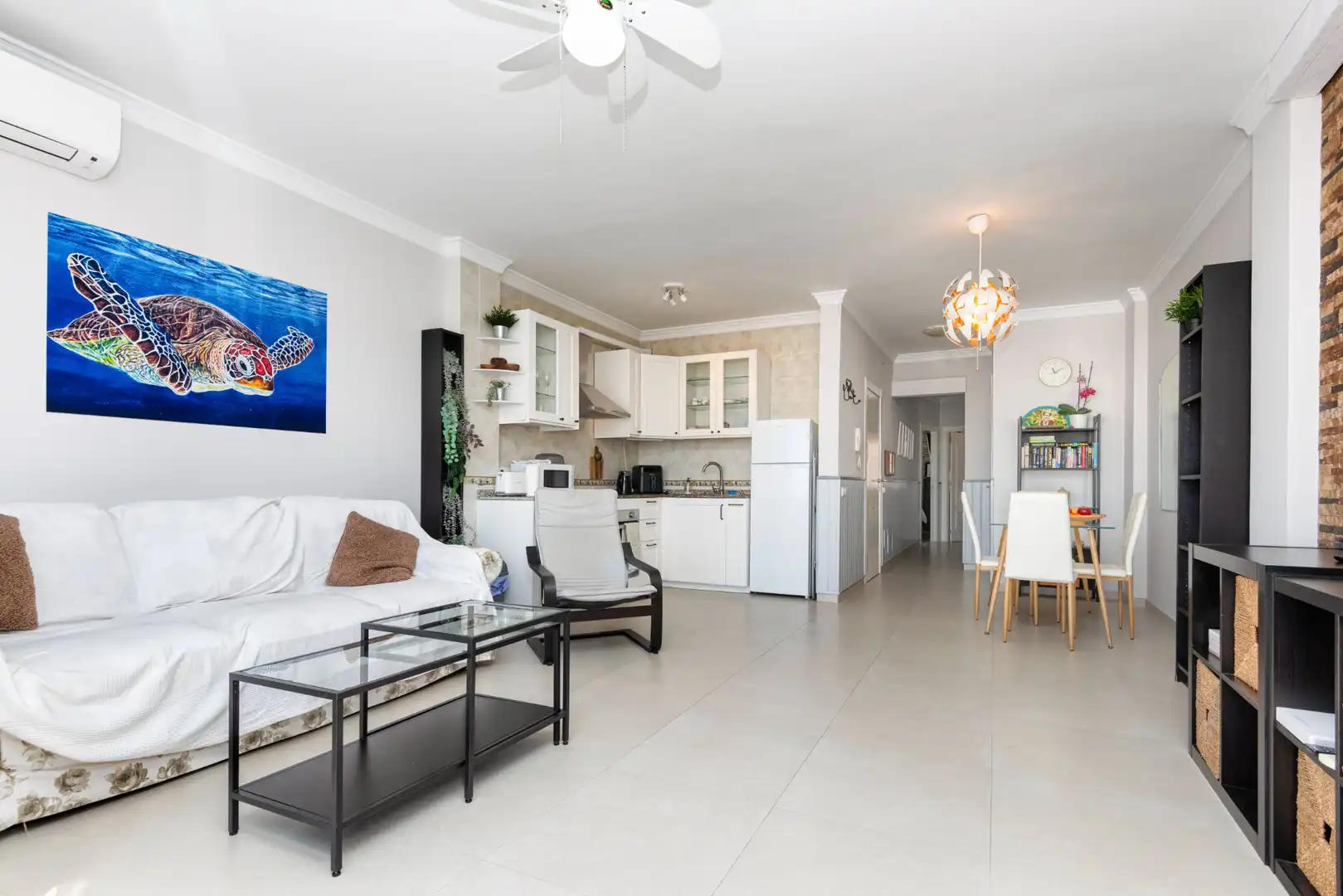Sala de estar de Apartamento en venta en Nerja con Aire acondicionado, Calefacción y Terraza