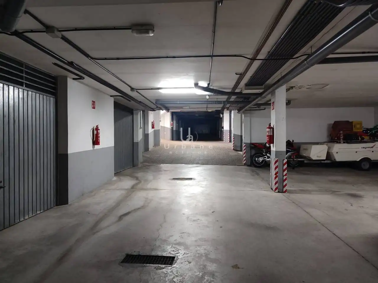 Parking de Casa adosada en venta en Beniel