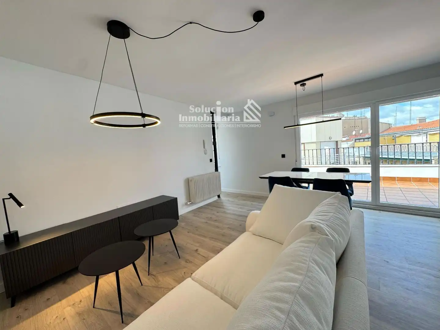 Vista exterior de Ático en venta en Salamanca con Calefacción y Terraza