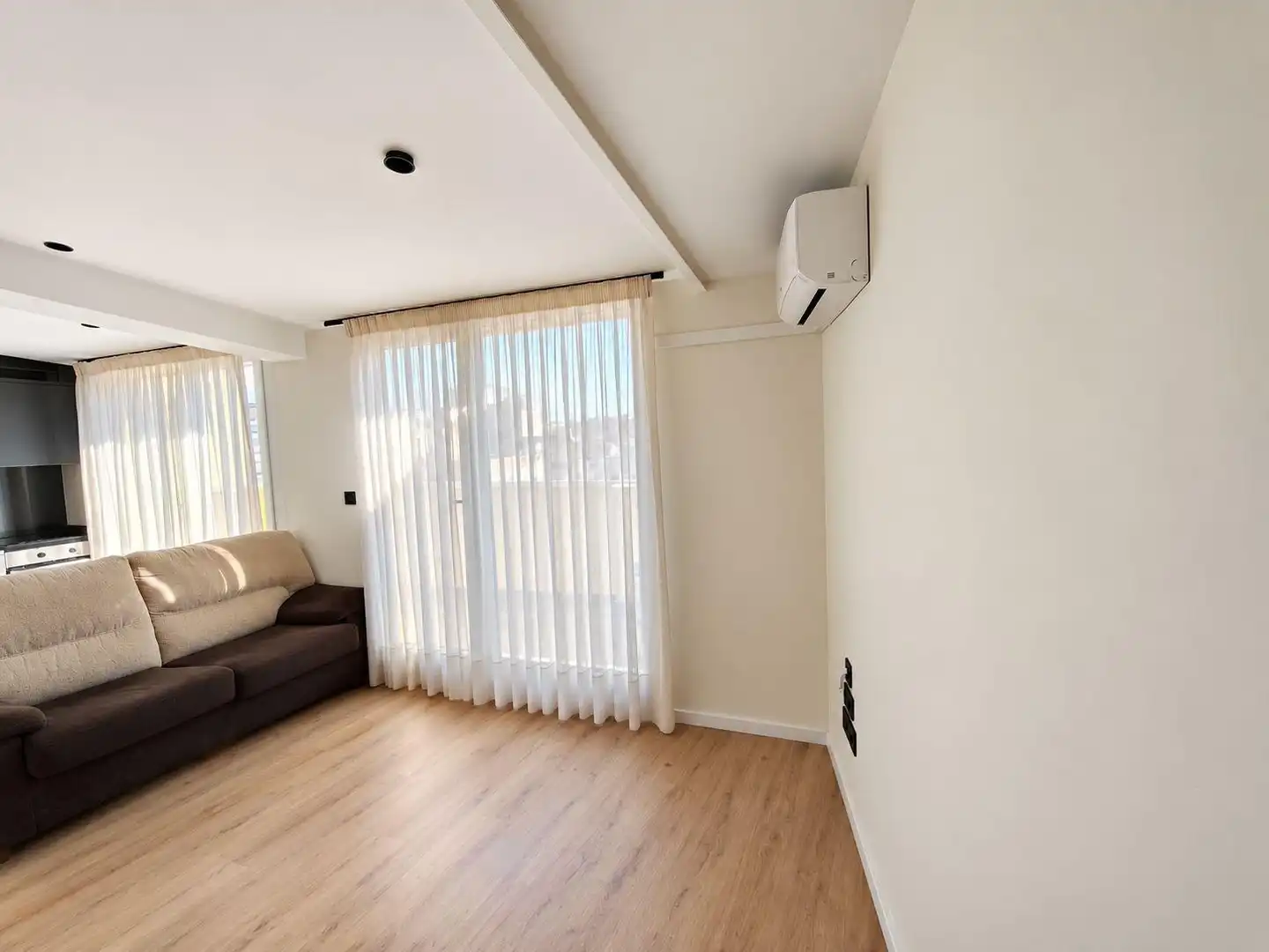 Attic for rent in Calle del Conde de Aranda, 45, Paseo Independencia