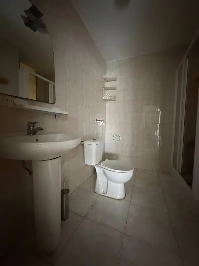 Apartamento en venta en Los Tarahales - La Paterna