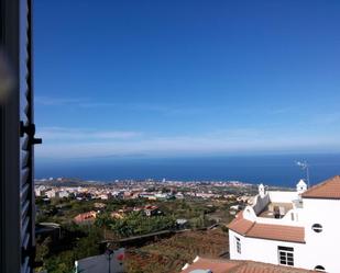 Exterior view of Single-family semi-detached for sale in La Orotava  with Air Conditioner and Terrace