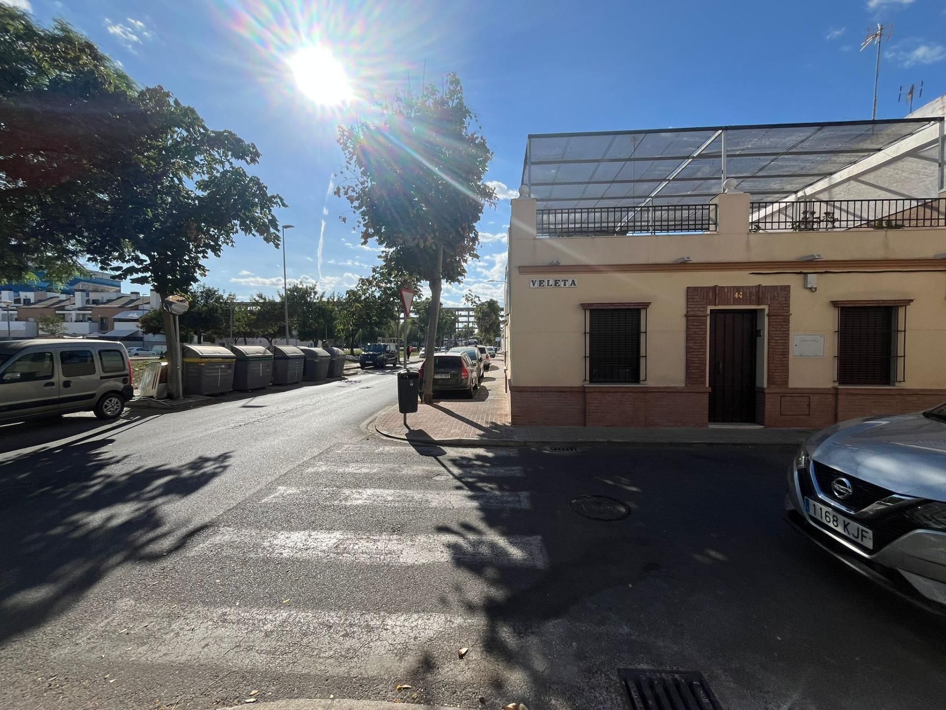 Vista exterior de Casa adosada en venta en  Sevilla Capital con Aire acondicionado, Terraza y Trastero