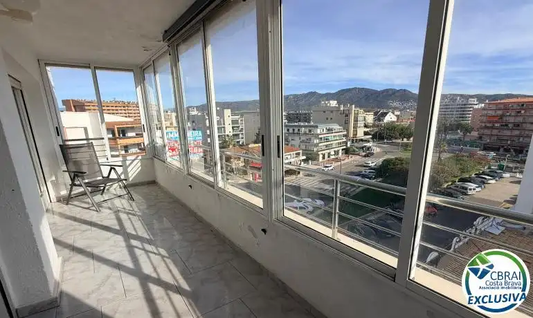 Apartamento con piscina en venta en Avinguda de la Gola de l'Estany, imagen 11