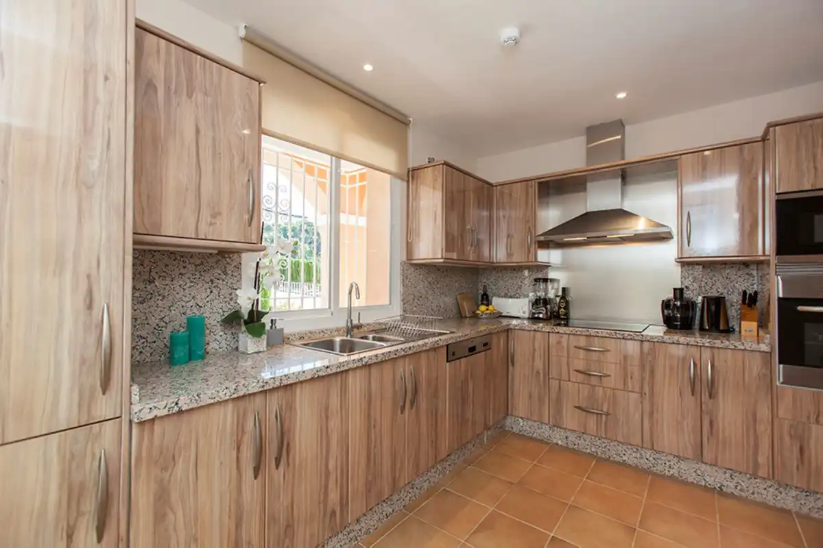 Kitchen of Detached homes for sale in Marbella  with Air Conditioner, Furnished and Balcony
