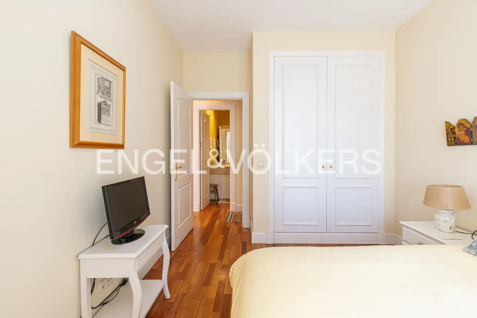 Bedroom of Detached homes for sale in El Escorial  with Heating, Private garden and Terrace