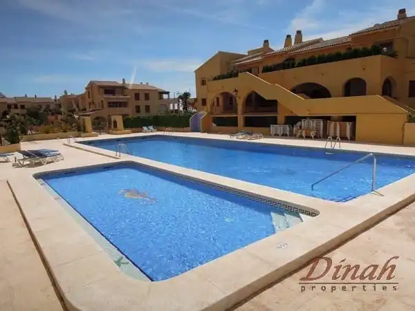 Piscina de Apartament en venda en Altea amb Aire condicionat, Calefacció i Moblat