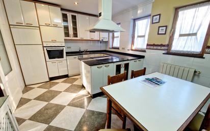 Kitchen of Flat for sale in Avilés  with Heating, Parquet flooring and Storage room