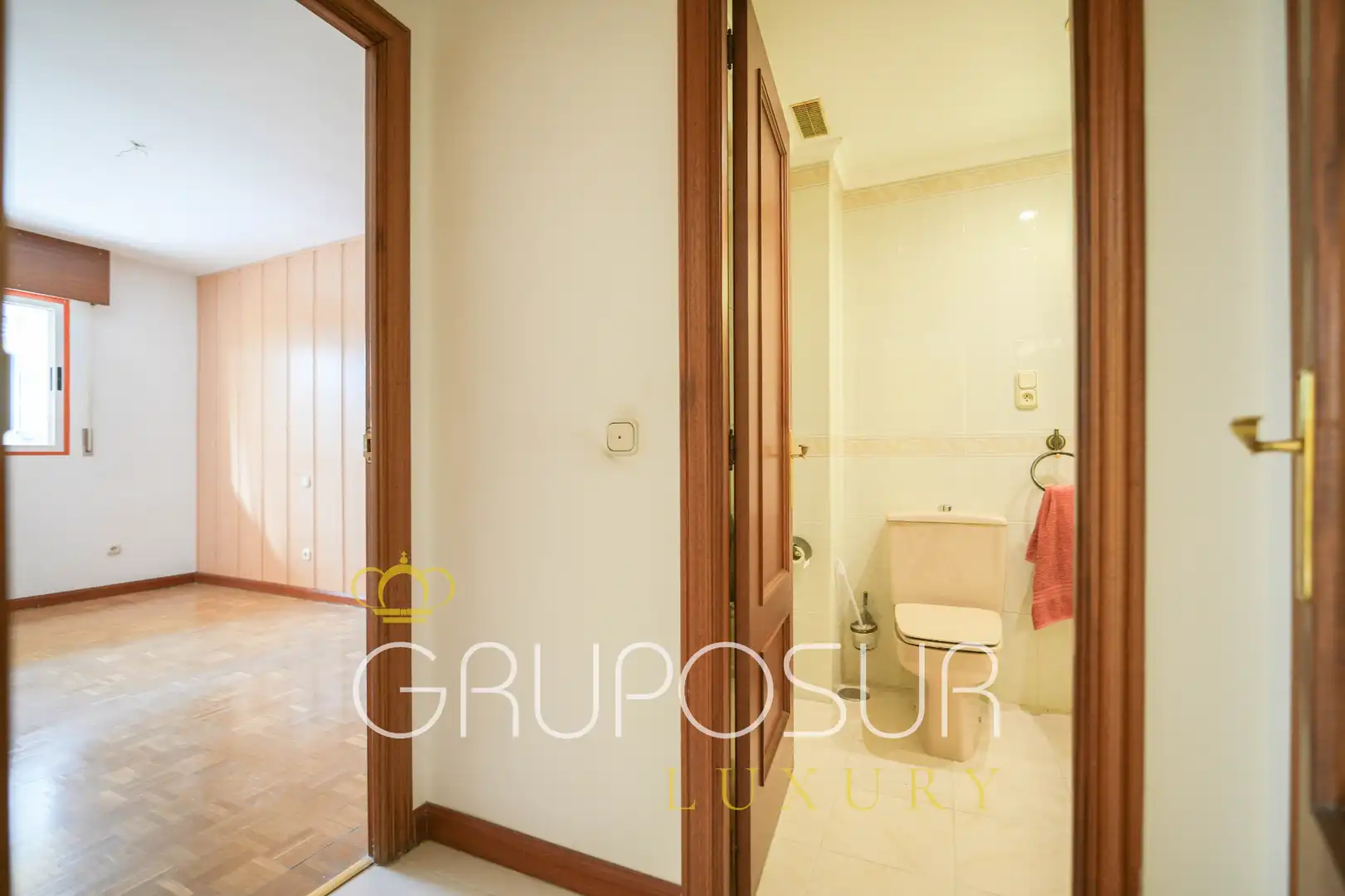 Maison mitoyenne avec piscine à vendre à Calle Mariano de los Cobos 76, imagen 39