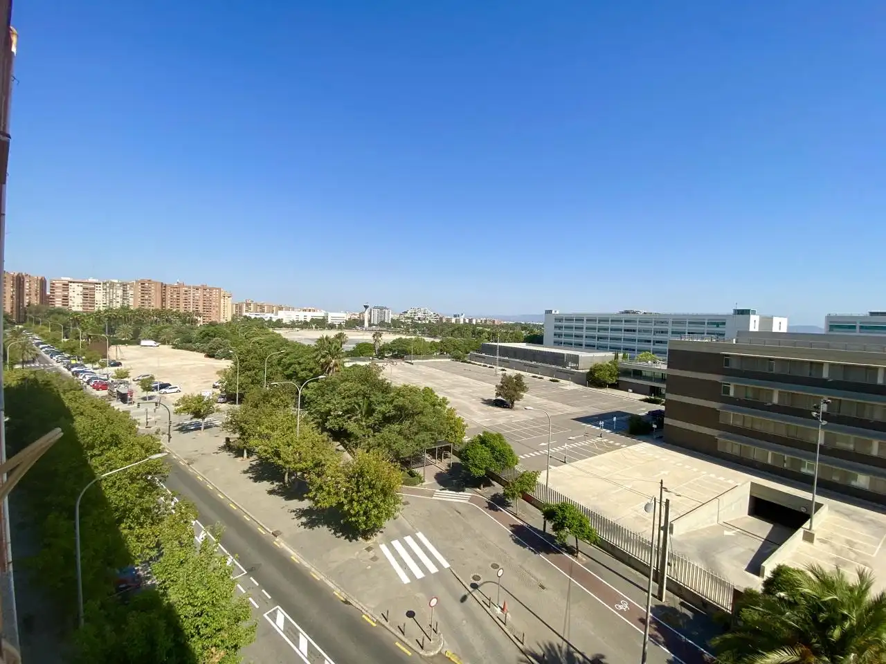 Vista exterior de Pis de lloguer en Valencia amb Moblat