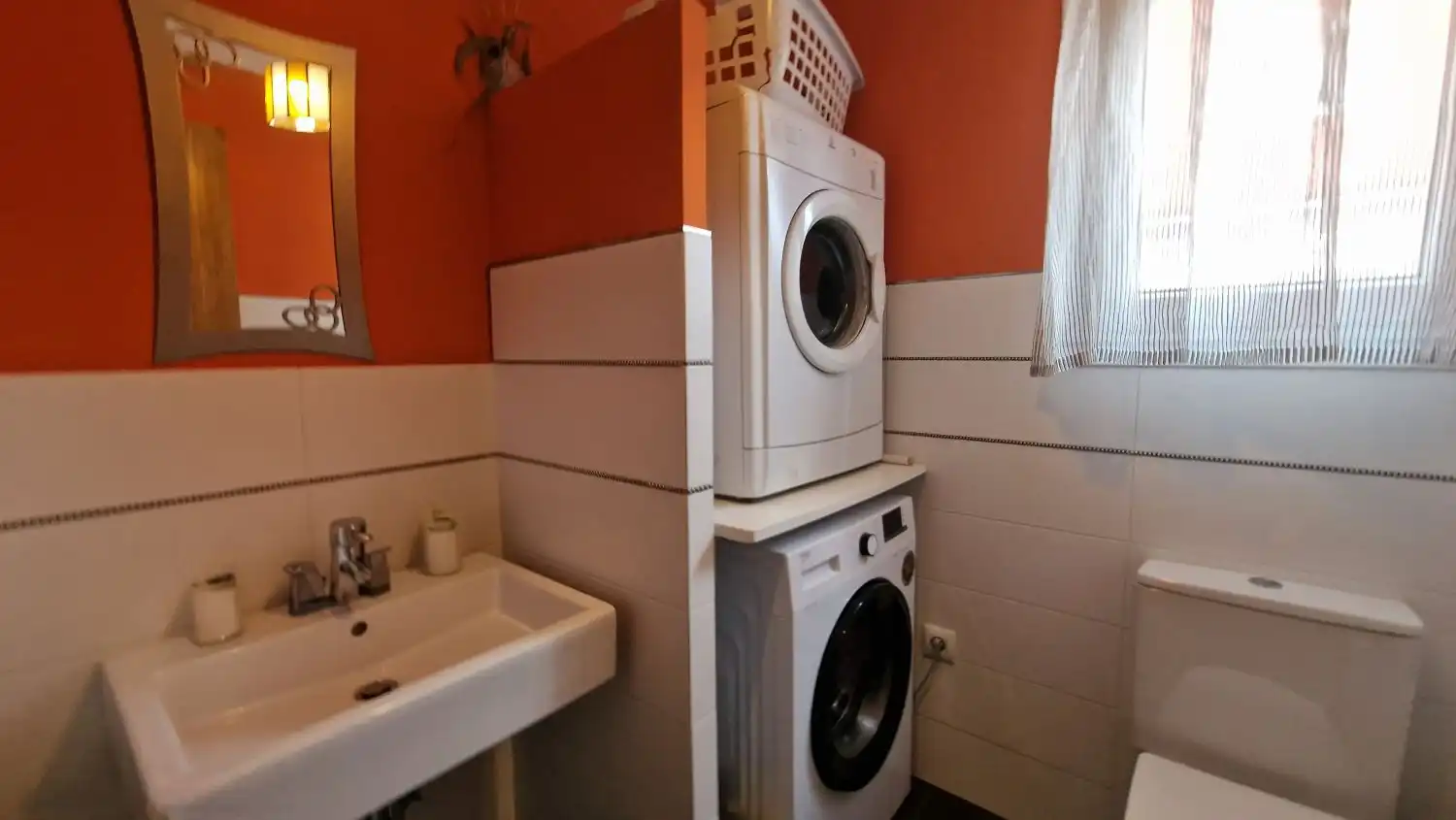 Bany de Casa o xalet en venda en Piélagos amb Calefacció, Terrassa i Traster