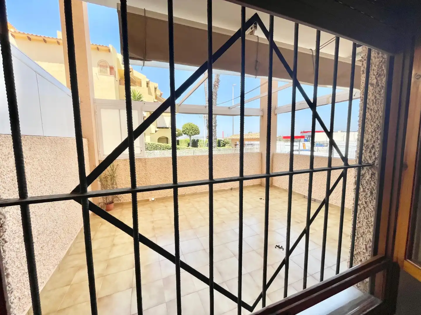 Terrasse von Erdgeschoss zur Miete in Torrevieja mit Klimaanlage, Heizung und Terrasse