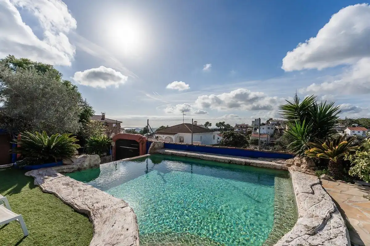 Piscina de Casa o chalet en venta en Sant Pere de Ribes con Aire acondicionado, Jardín privado y Terraza