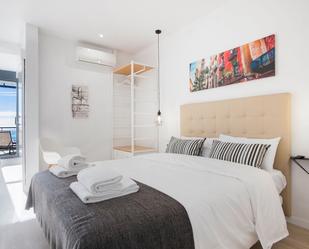 Dormitori de Apartament de lloguer en Castelldefels amb Aire condicionat, Parquet i Terrassa