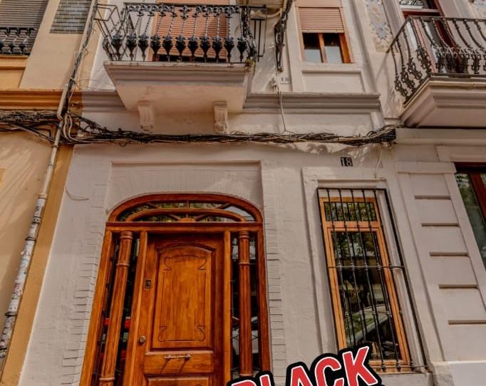 Photo 1 of Single-family semi-detached for sale in Calle de José Aguilar, Aiora, Valencia