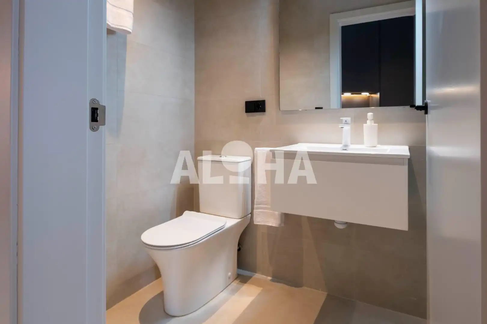 Badezimmer von Wohnung zur untervermieten in Alfara del Patriarca mit Klimaanlage, Heizung und Terrasse