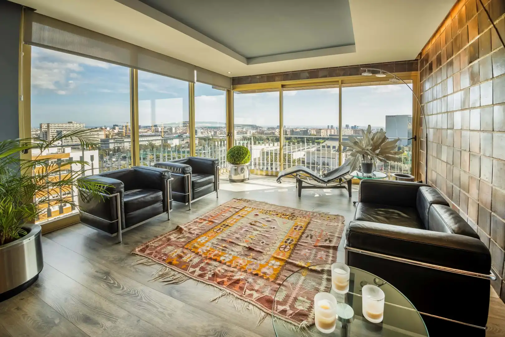 Wohnzimmer von Wohnung zum Verkauf in Barcelona mit Klimaanlage, Heizung und Terrasse
