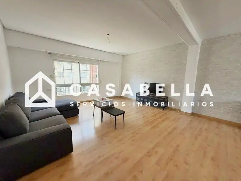 Vista exterior de Piso de alquiler en Valencia con Aire acondicionado, Calefacción y Terraza