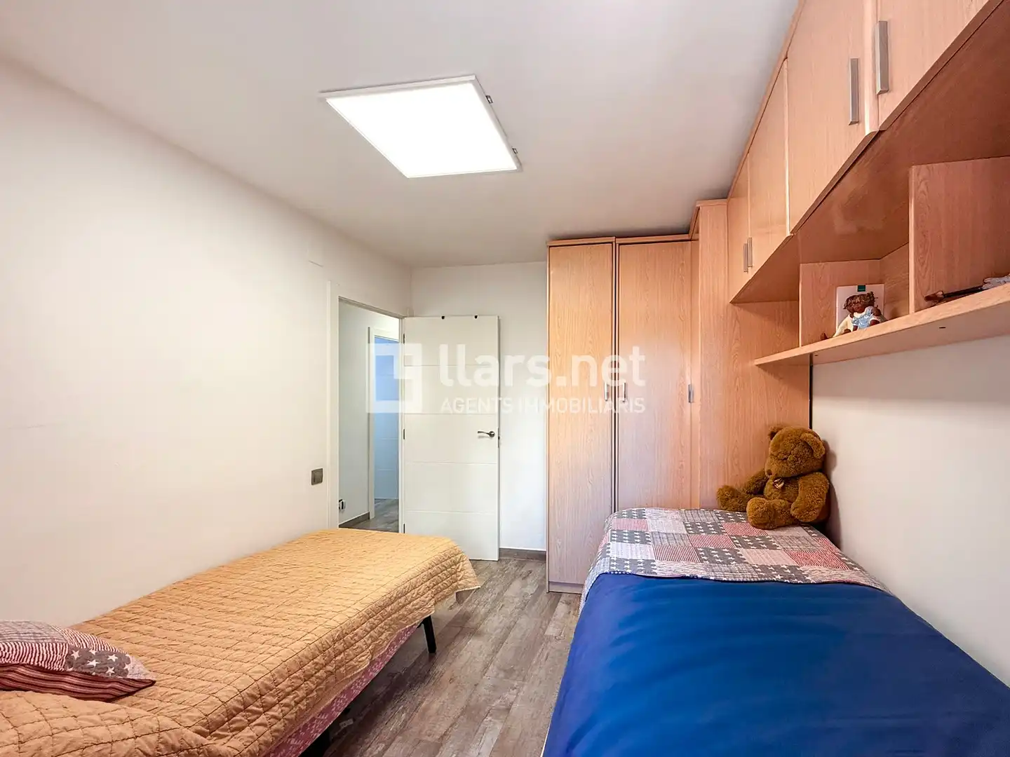 Habitación de Planta baja en venta en Vilanova i la Geltrú con Aire acondicionado y Calefacción