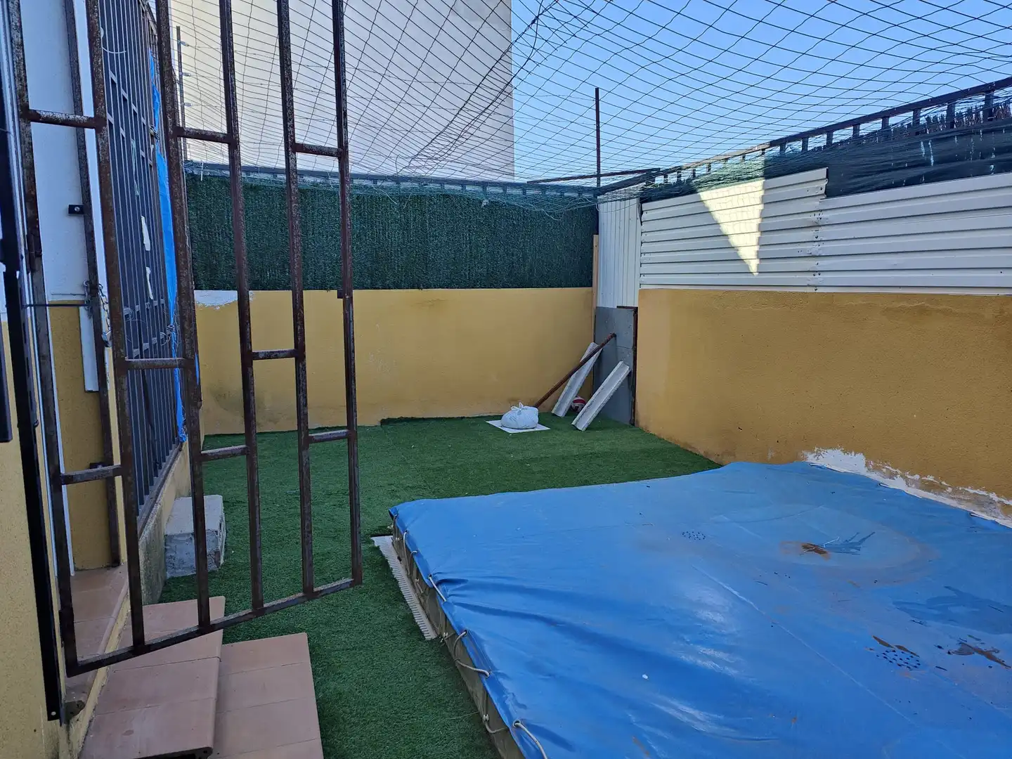 Jardín de Casa adosada en venta en Cabezamesada con Calefacción, Parquet y Piscina