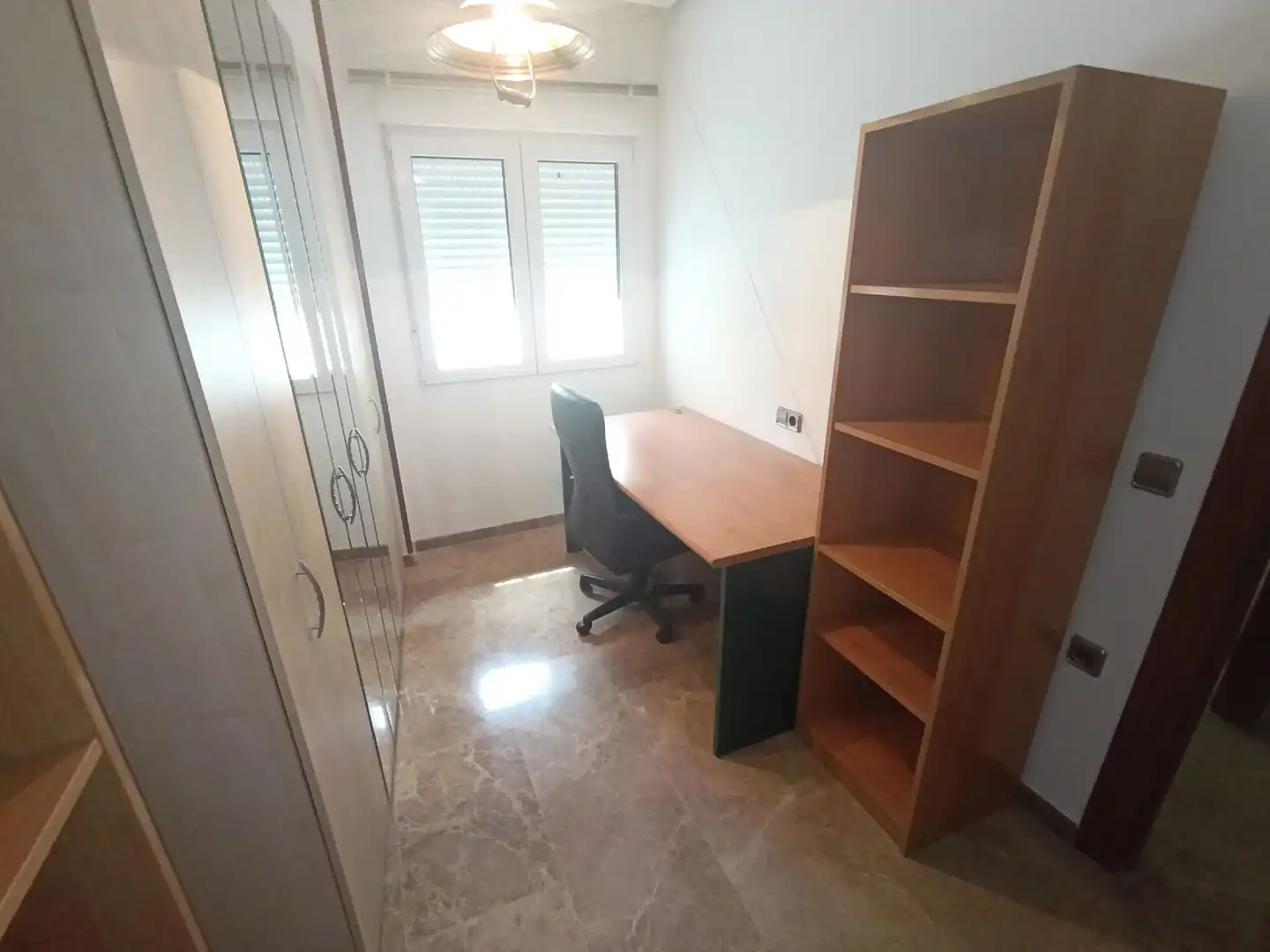 Flat for rent in Linares  with Air Conditioner, Heating and Storage room
