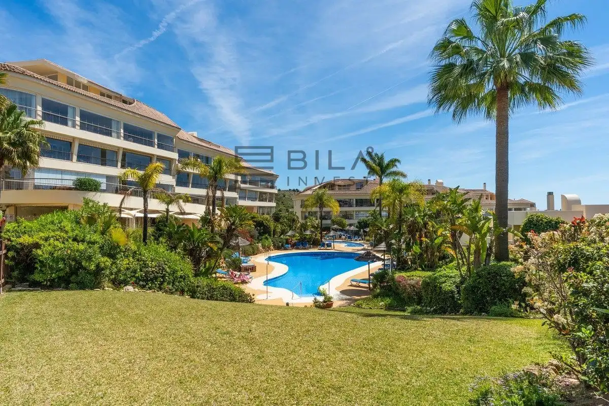 Piso con piscina en venta en Las Olas