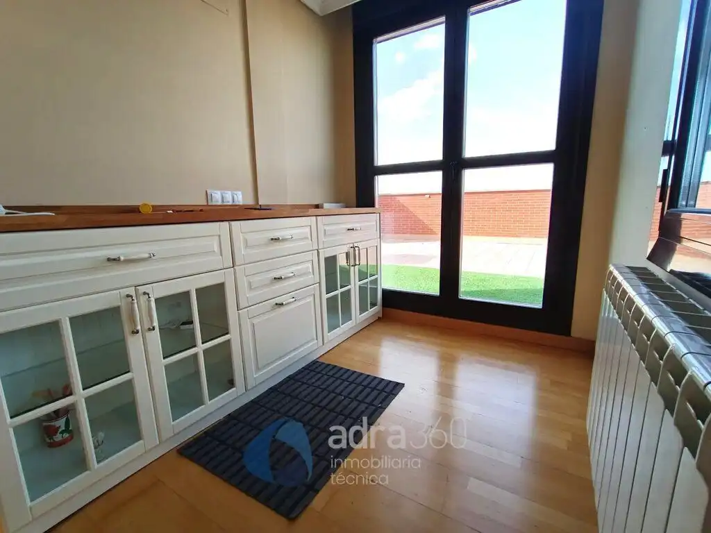 Jardín de Ático en venta en  Logroño con Aire acondicionado, Calefacción y Terraza