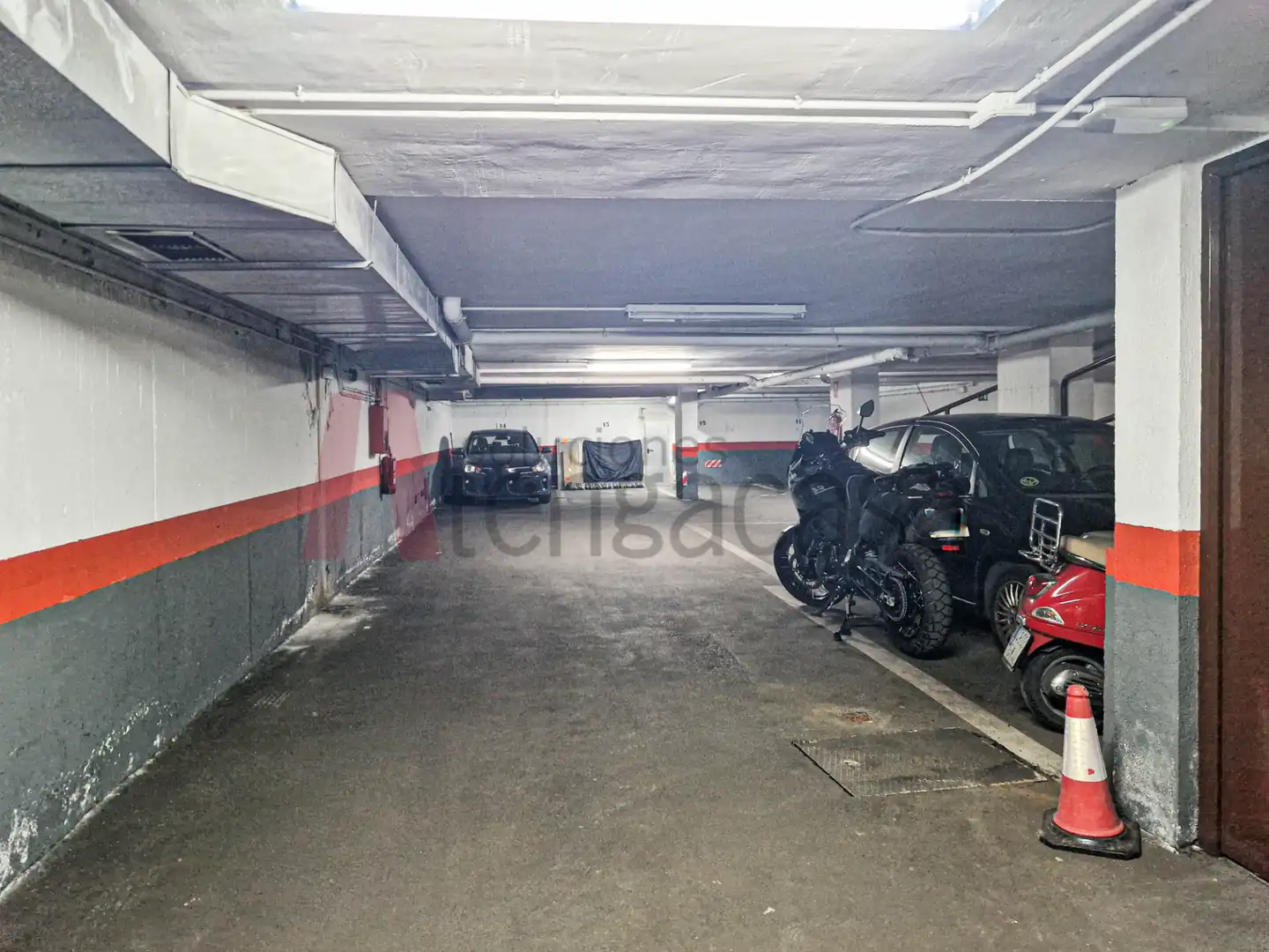 Parkplatz von Garage zum Verkauf in Madrid