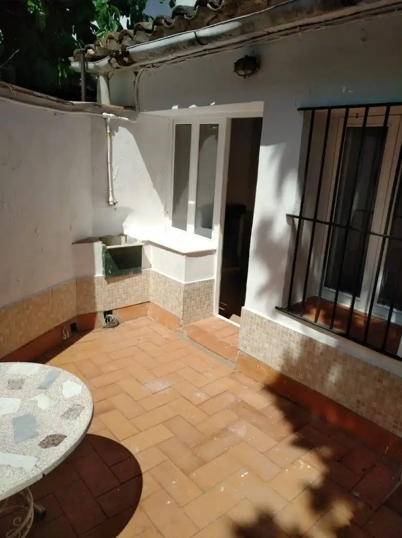 Estudi de lloguer a Carrer Eixideta