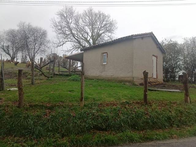 Terreno en Venta en Avenida de Bimenes, 1 en Nava