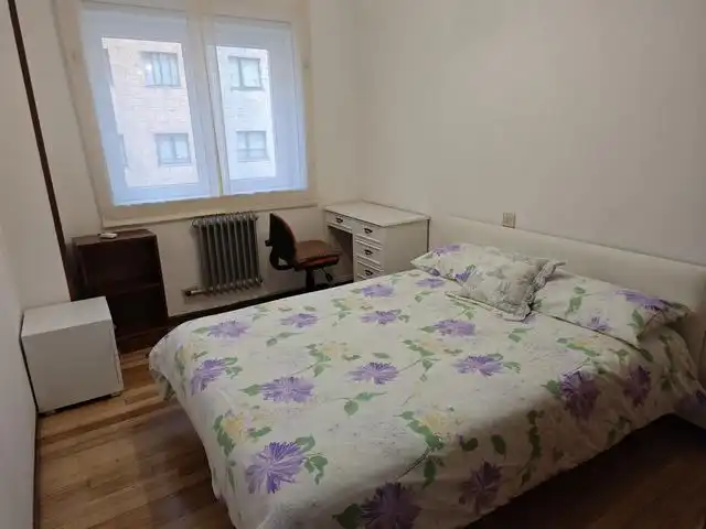 Habitación de Piso de alquiler en Ames con Calefacción, Parquet y Amueblado
