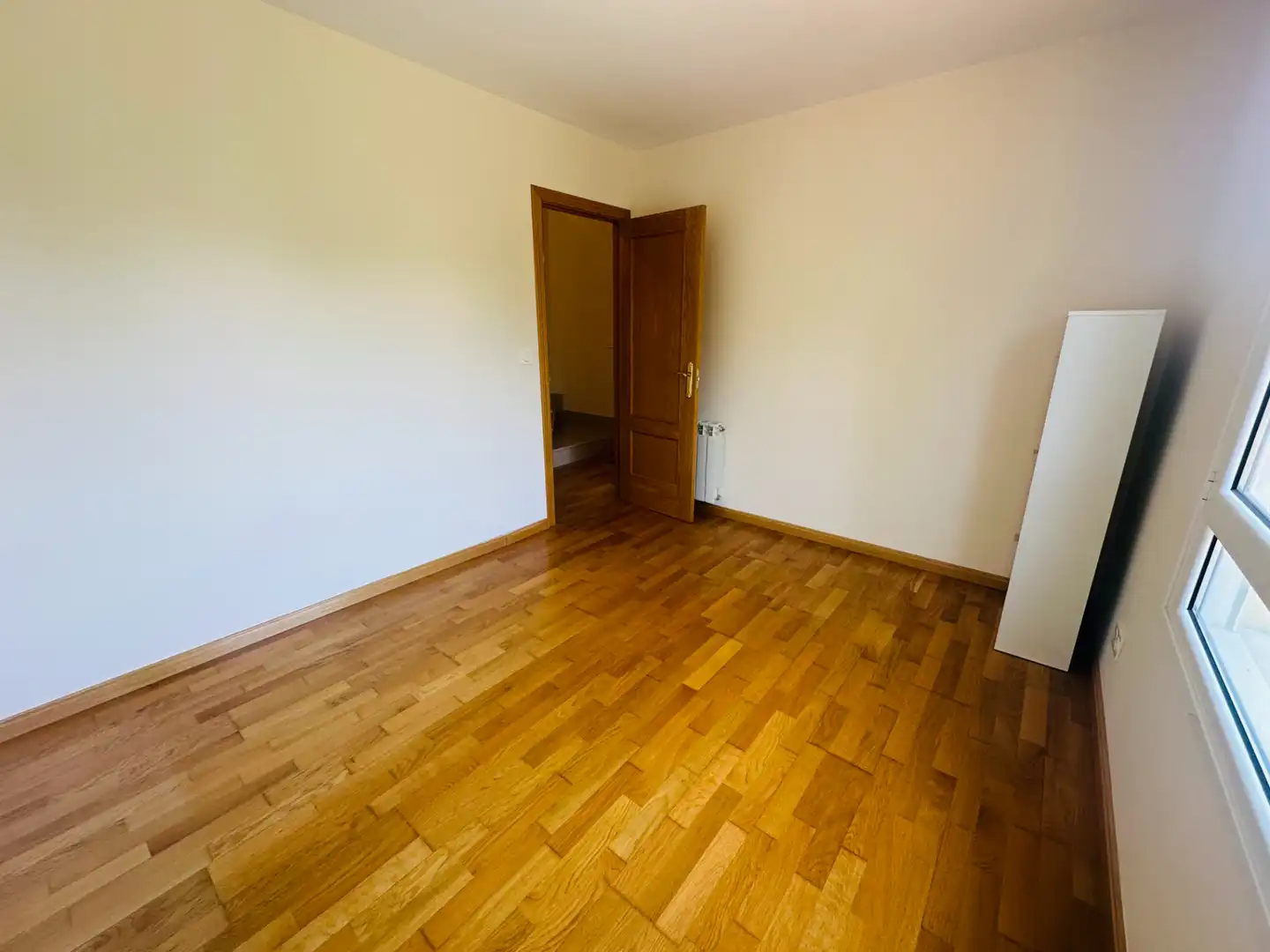 Dormitori de Casa o xalet en venda en Fuensaldaña amb Calefacció