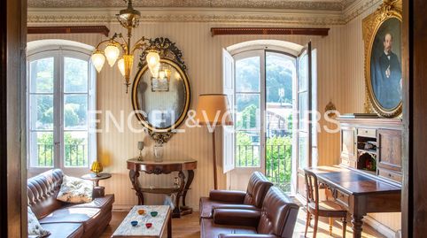 Vivienda señorial de 270 m en edificio histórico de Laredo