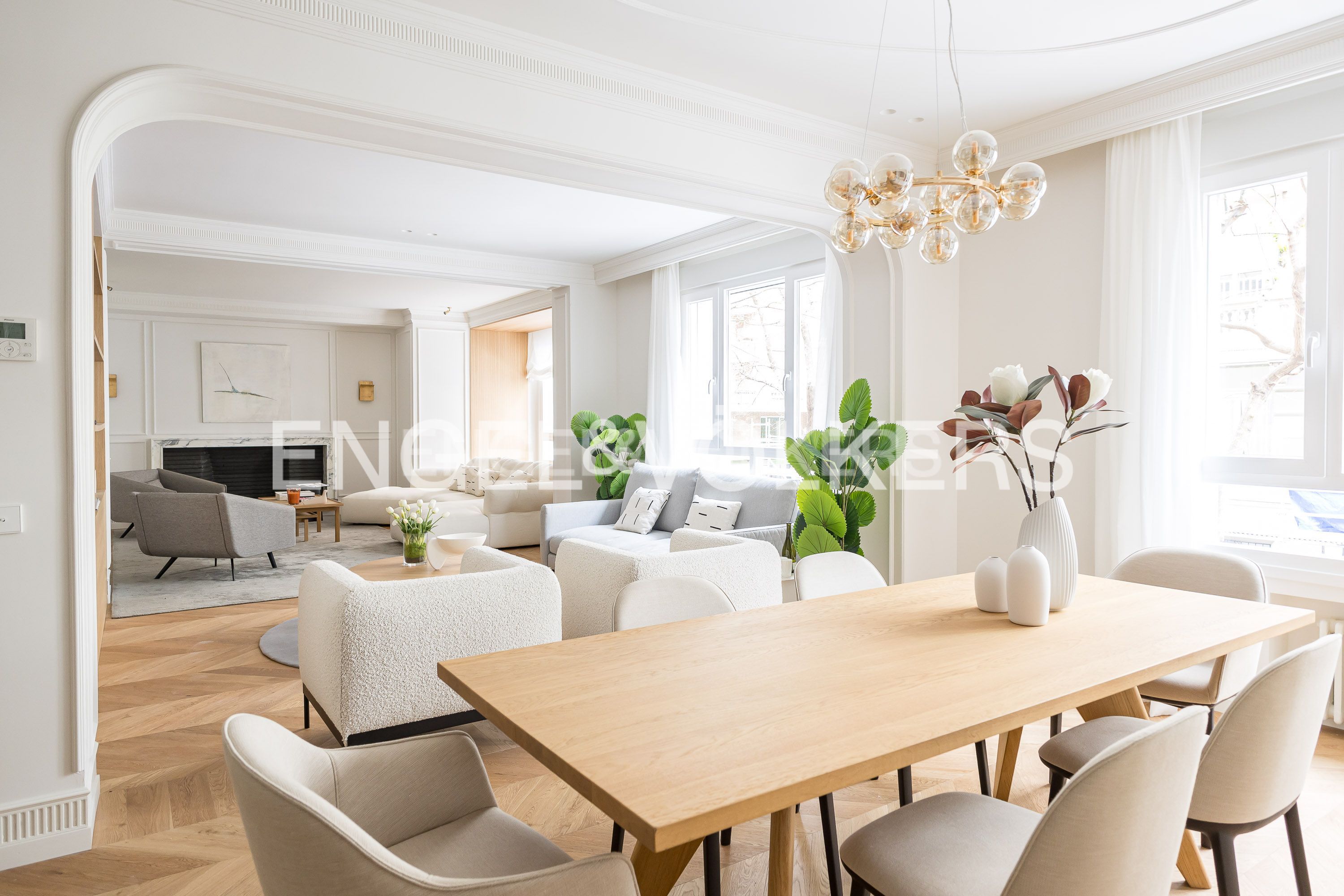 Menjador de Pis en venda en  Madrid Capital amb Aire condicionat, Calefacció i Terrassa