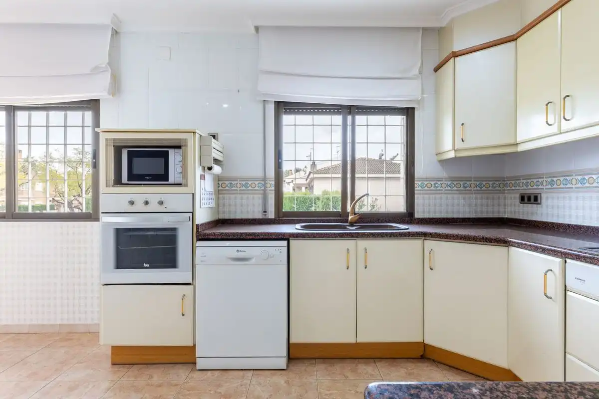 Kitchen of Houses for sale in Torrent  with Air Conditioner, Heating and Private garden