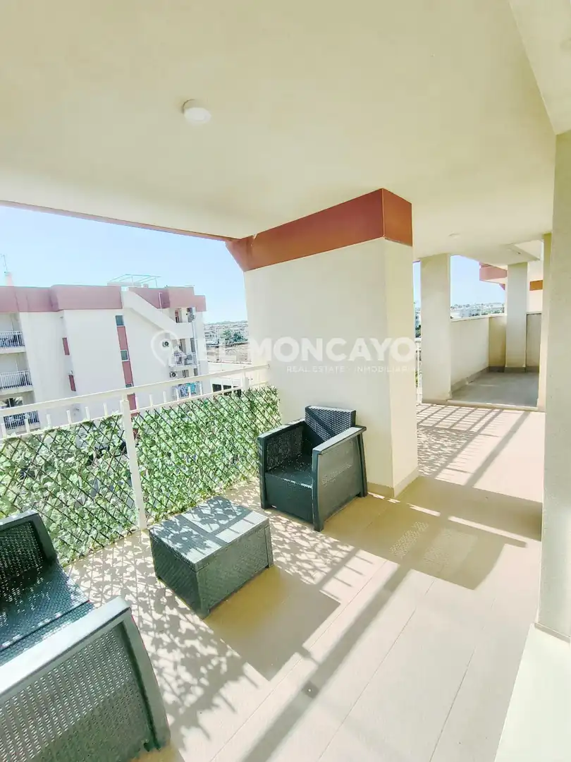 Penthouse mit Pool zum Verkauf in Orihuela Costa