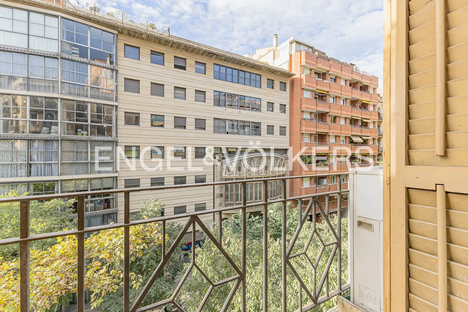 Vista exterior de Piso de alquiler en Barcelona con Aire acondicionado, Calefacción y Amueblado