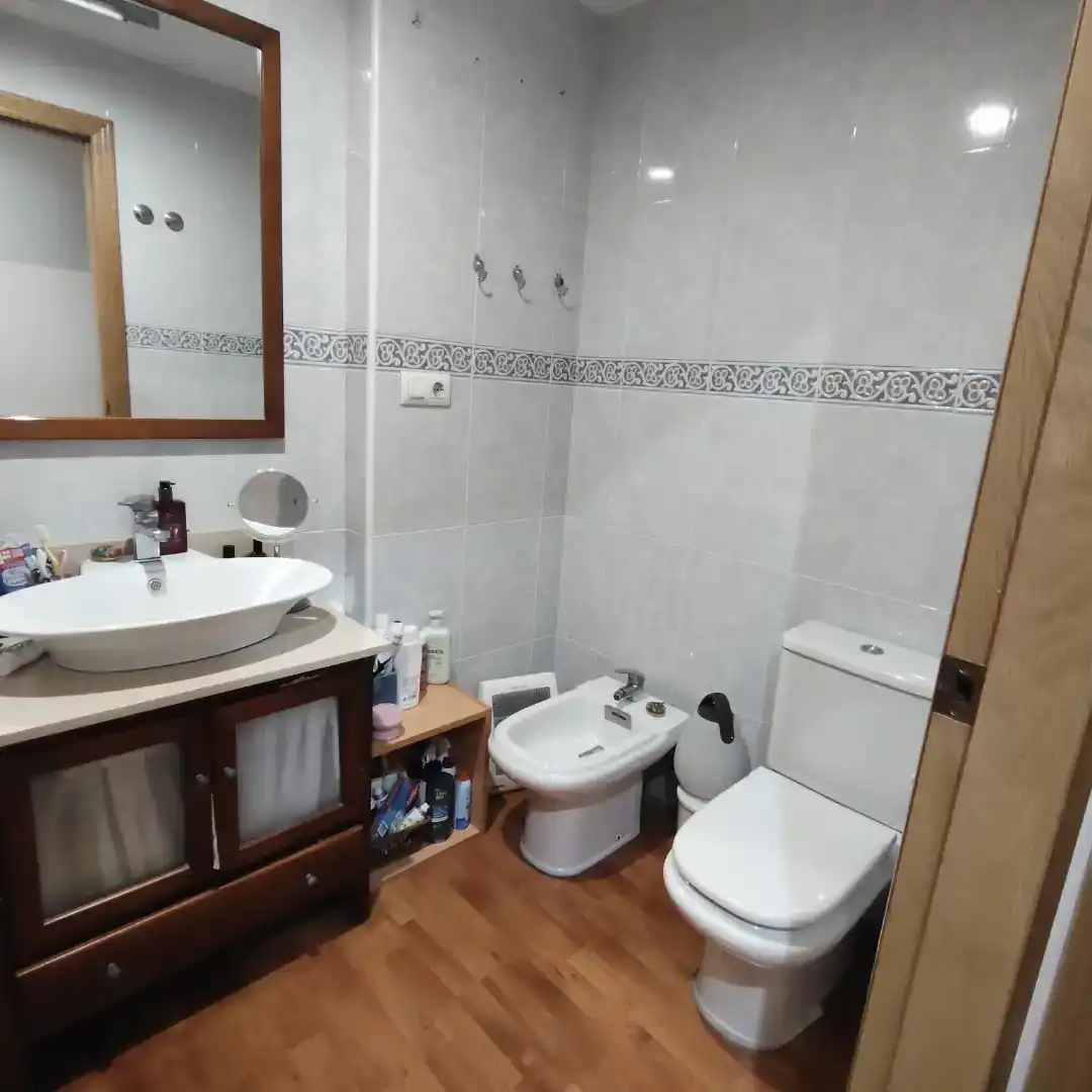 Badezimmer von Wohnung zum Verkauf in  Murcia Capital mit Klimaanlage und Balkon