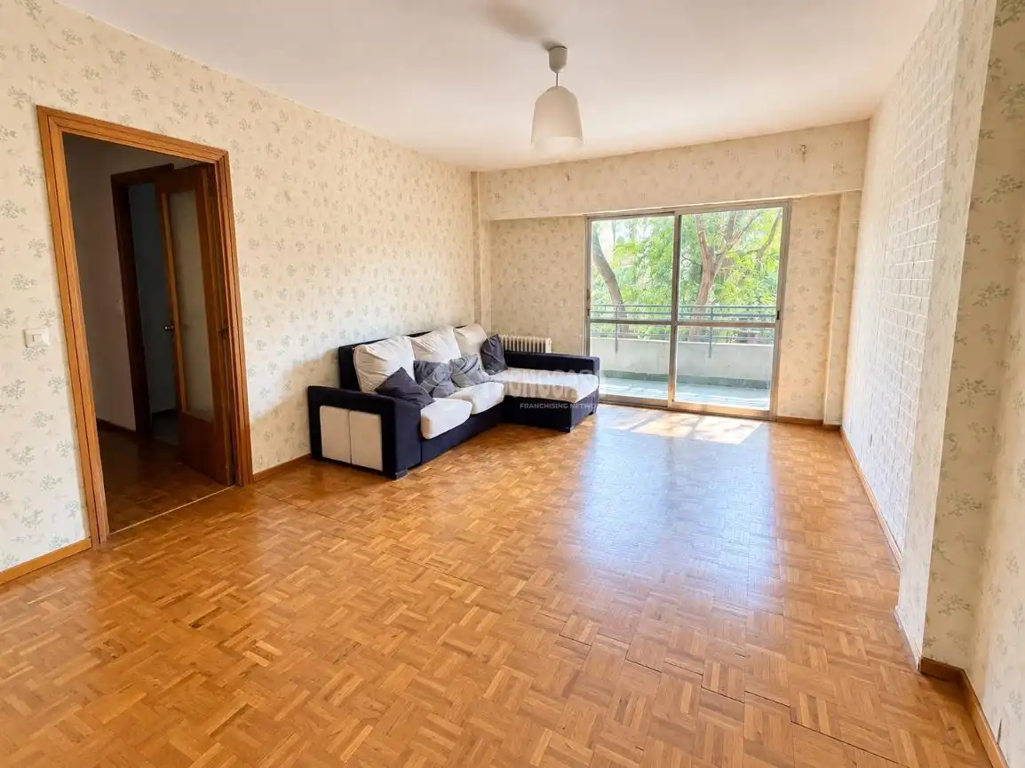 Appartamento con ascensore in vendita a San José - Buenos Aires