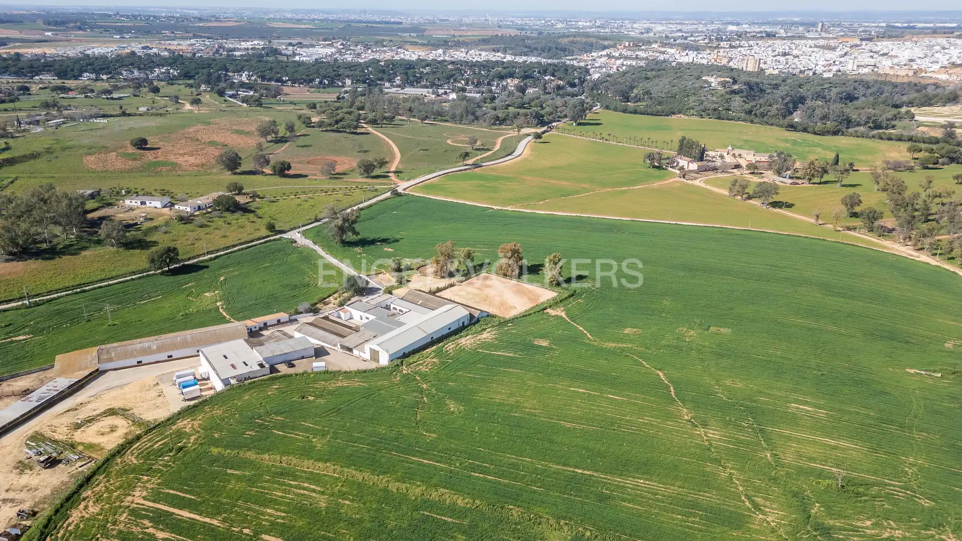 Casa o chalet en venta en Alcalá de Guadaira con Calefacción y Jardín privado