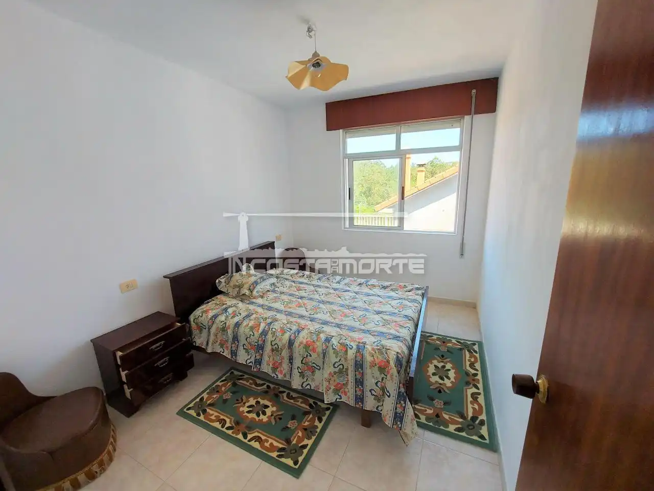 Habitación de Casa adosada en venta en Camariñas con Trastero y Amueblado